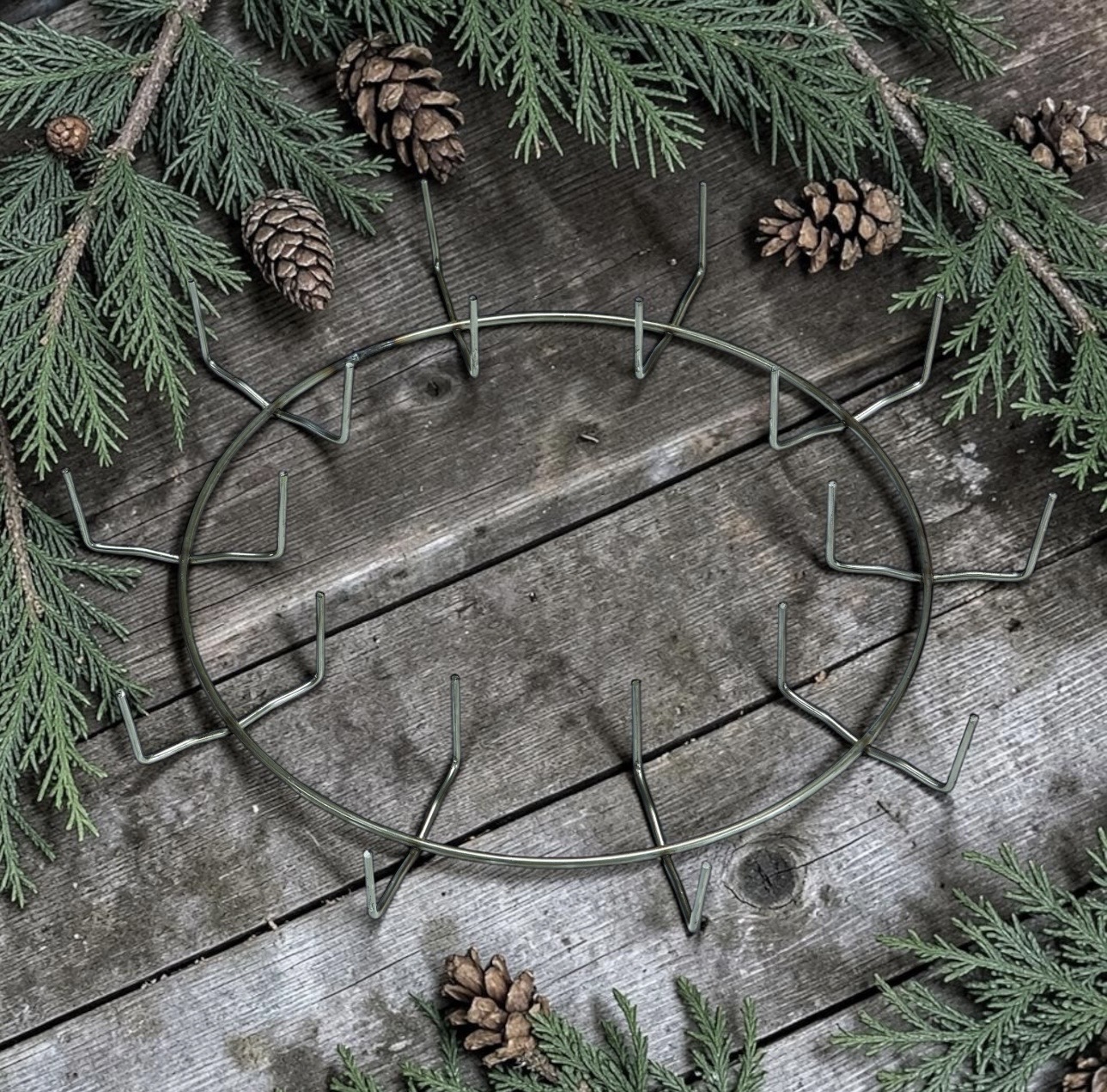 10" Wire Clamp Wreath Ring - Image 3