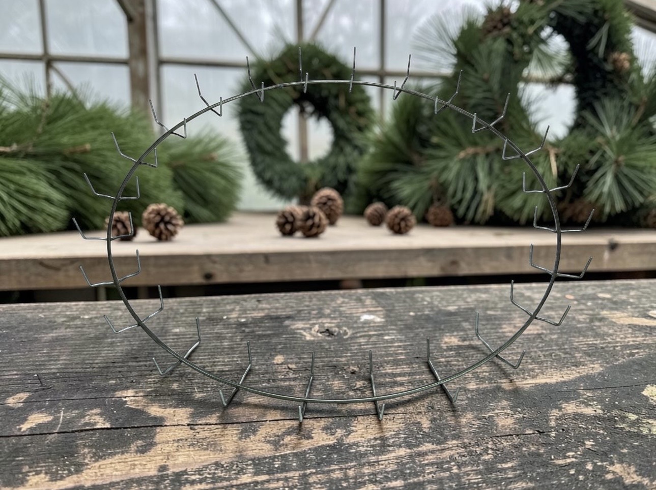24" Wire Clamp Wreath Ring