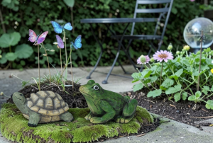 Garden Decor & Outdoor Accents