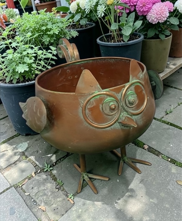 Metal Bird & Owl Flower Pots - Each - Image 3