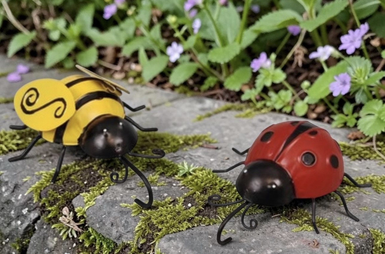 LadyBug & Bee Metal Pot Hangers - Each