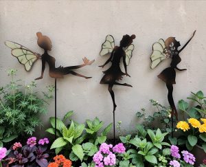 Garden & Plant Decor Stakes