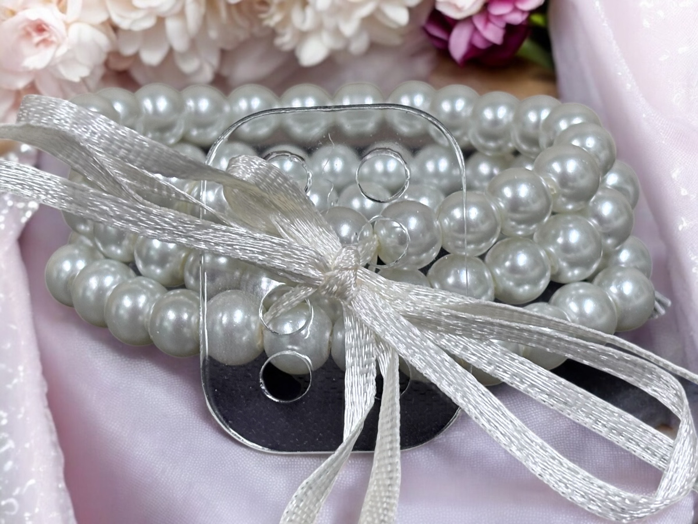 3 Row Classic Pearl Wristlets - Image 5