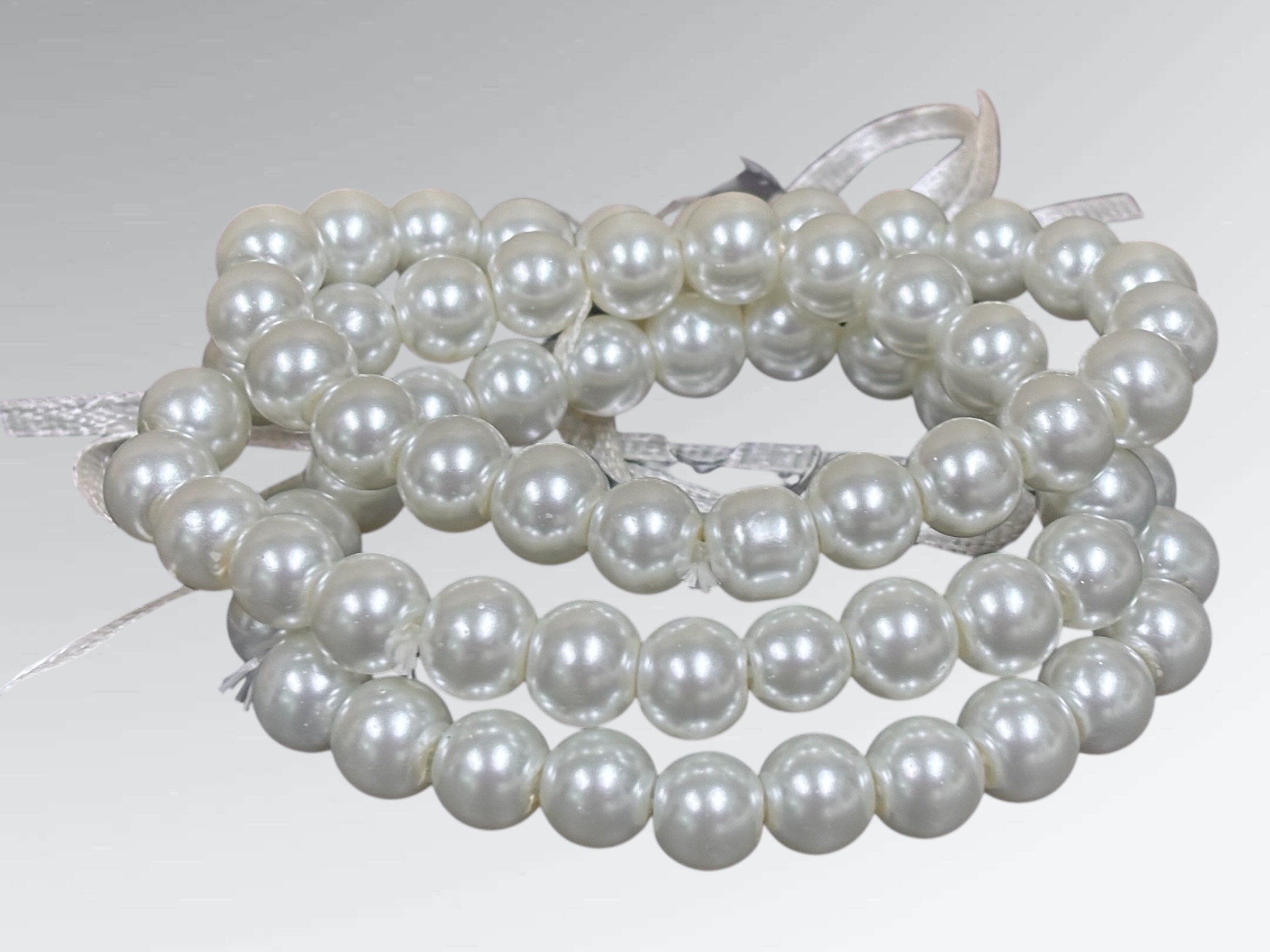 3 Row Classic Pearl Wristlets - Image 3