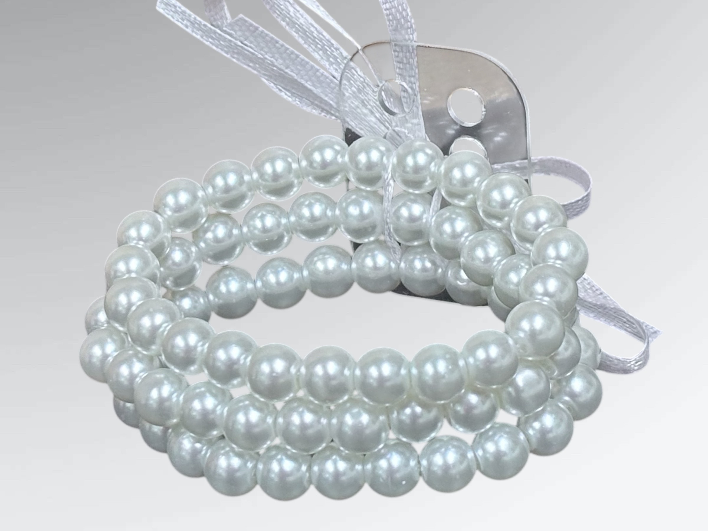 3 Row Classic Pearl Wristlets