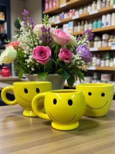 Containers / Planters / Vases